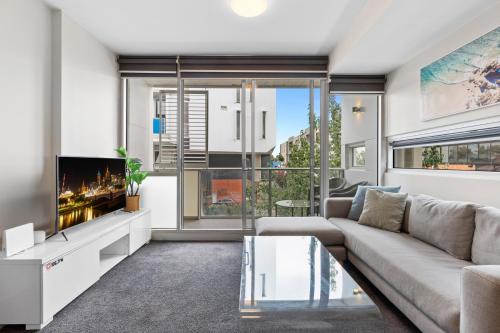 Fitzroy North Apartment | Fitzroy North 1-Bed with Balcony by Edinburgh Park