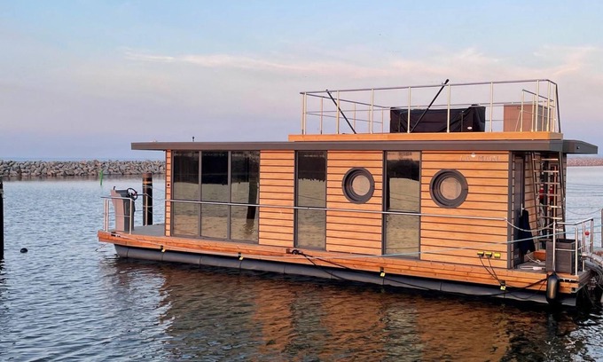 Barth Apartment | Fjord HAVEN