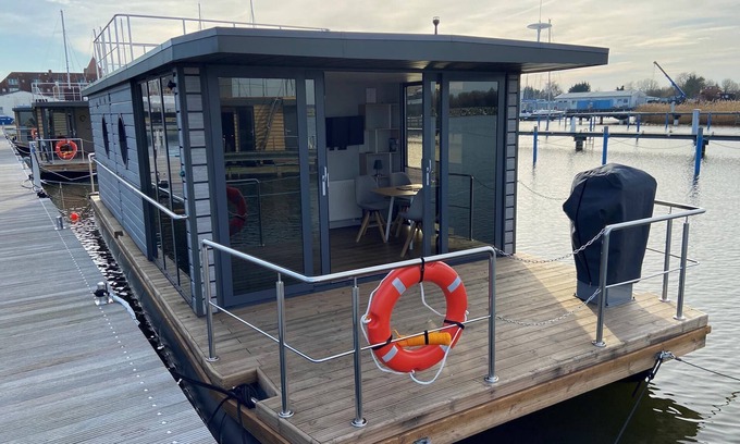 Barth Apartment | Fjord Vela