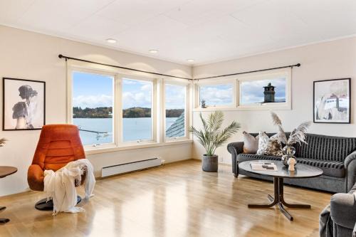 Tysnes Apartment | Fjordside Escape - Spacious apartment with amazing views