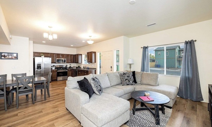 Flagstaff House | Flagstaff Adventure Getaway! Trail Access, Central A/C, New Home Built in 2023!