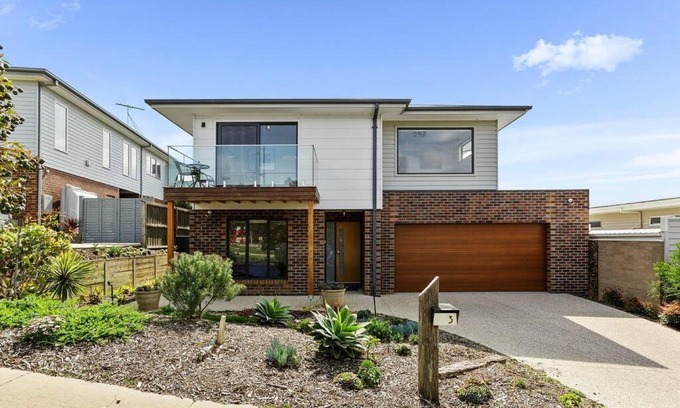 Portarlington House | Flagstaff Lodge