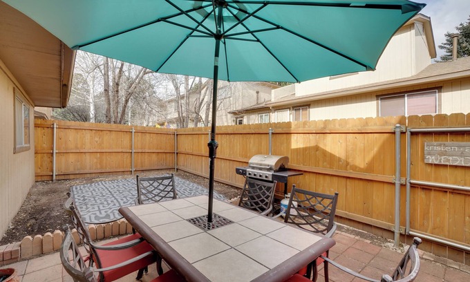 Flagstaff House | Flagstaff Townhome w/Grill ~ 3 Mi to Downtown!