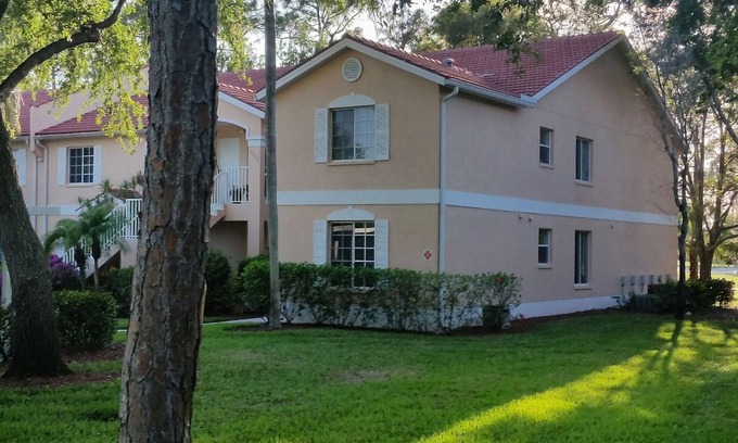 Ole Condo | Flamingo Golf Course 13th Fairway 3 Bedroom, 2 Bath Condo in desirable Lely.