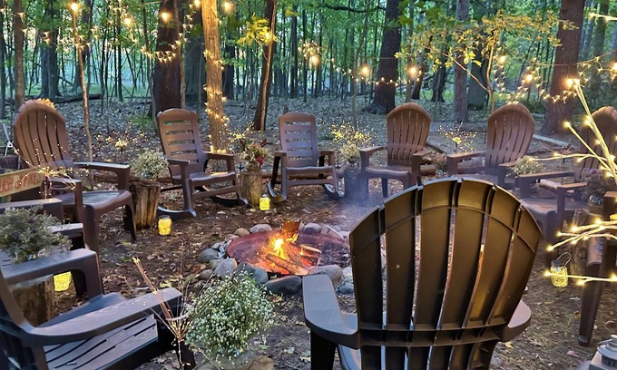 Lake Township Cabin | FLASH SALE Aug.18- 24! PRIVATE beach, boats, acreage, pets, Sleeping Bear Dunes