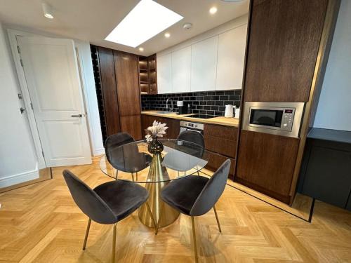 Shaftesbury Apartment | Flat 3 7A lavender hill