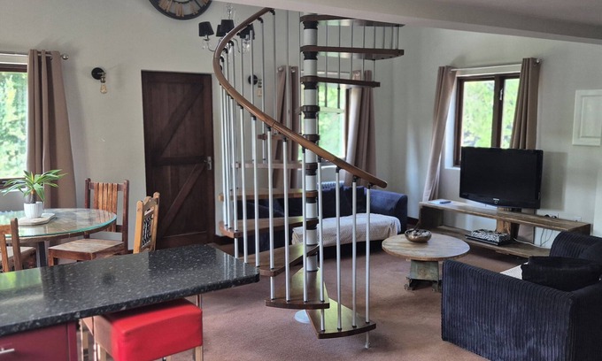 Coalbrookdale Cottage | FLAT 3, THE OLD BAKEHOUSE, family friendly in Ironbridge