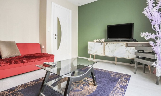 Kucukcekmece Apartment | Flat Close to Shopping Malls in Kucukcekmece