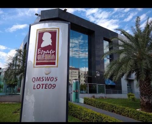 Sudoeste e Octogonal Apartment | FLAT MODERNO SUDOESTE- Cozinha completa, wi-fi rápido, ar condicionado