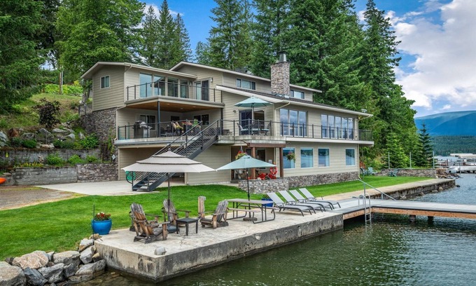 Sandpoint House | Flat Waterfront Family Home | 5 Bed, 4 Bath