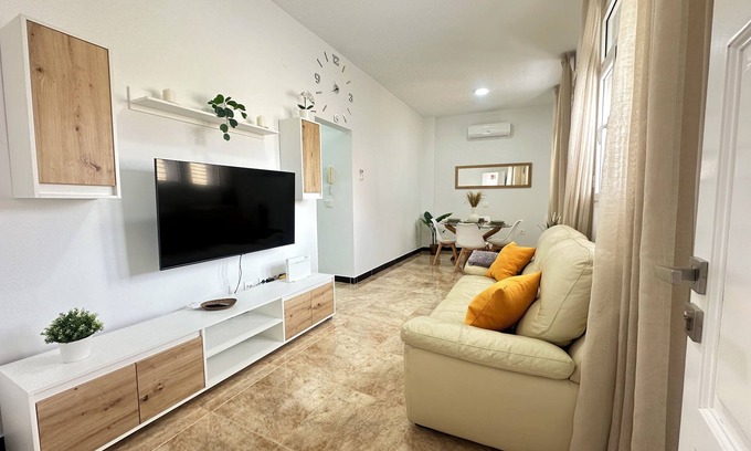Ingenio Apartment | Flat with jacuzzi in suite.