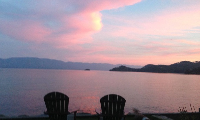 Lakeside House | Flathead lakefront Charming 3-bedroom house with deck overlooking two islands!