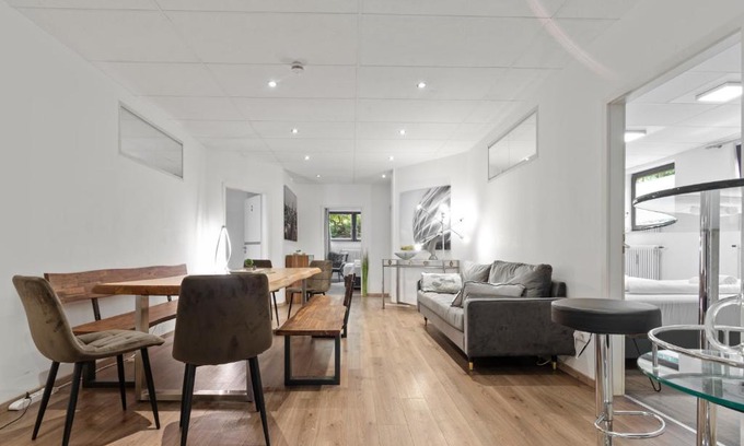 Trudering-Riem Apartment | Flatista Homes - Garden House