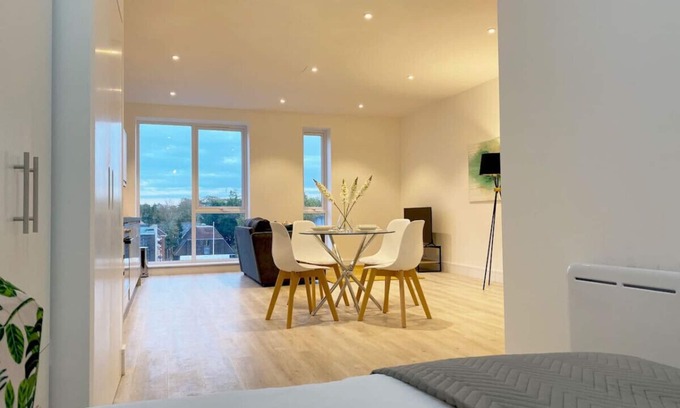 Fleet Apartment | Fleet Heights Apartment Nine