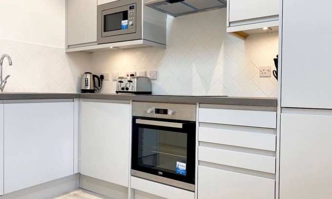 Fleet Apartment | Fleet Heights Apartment Two