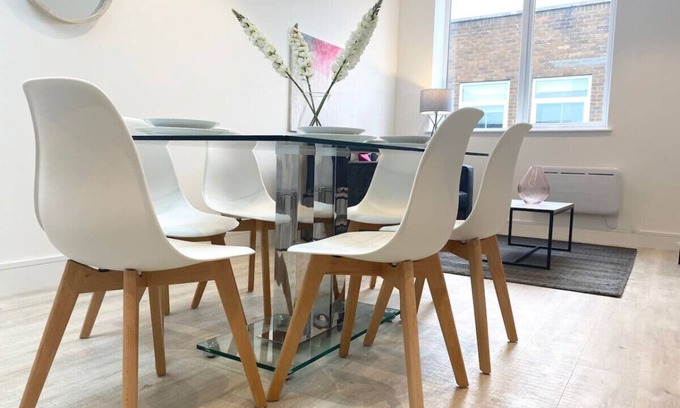 Fleet Apartment | Fleet Heights Apartment Four