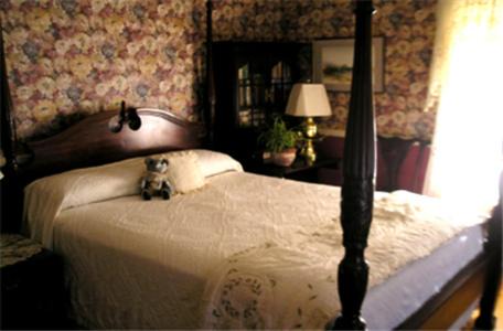 Rosemont Bed & Breakfast | Fleetwood House Bed and Breakfast