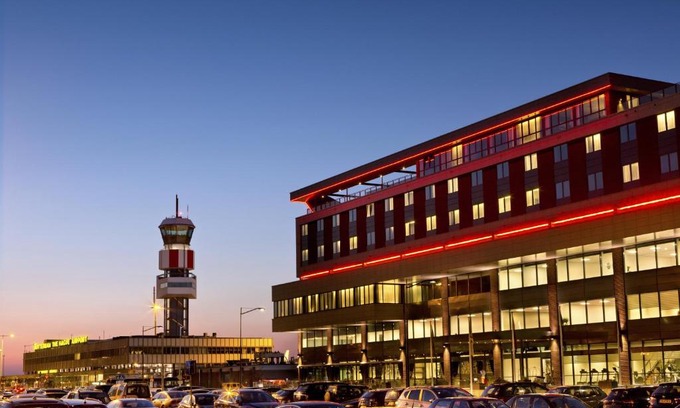 Zestienhoven Hotel | Fletcher Hotel-Restaurant Wings-Rotterdam