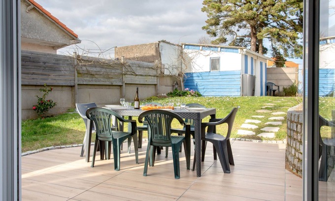 La Bernerie-en-Retz House | Fleur d'été by Interhome