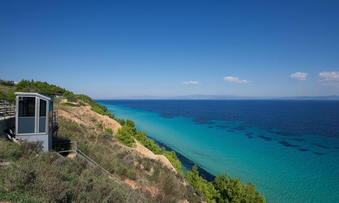 Afytos House | #FLH - Emerald Villa - Afitos Hidden Gems
