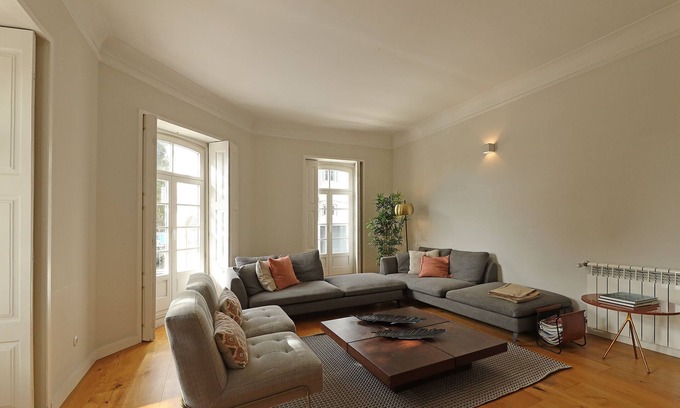 Foz do Douro Ski Chalet | FLH Seaside Luxury House in Porto