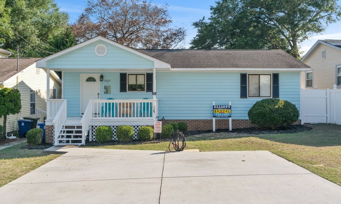 North Myrtle Beach House | Flip Flop Oasis - Private Home - 2 Bedrooms/2 Bathrooms - Cherry Grove Beach