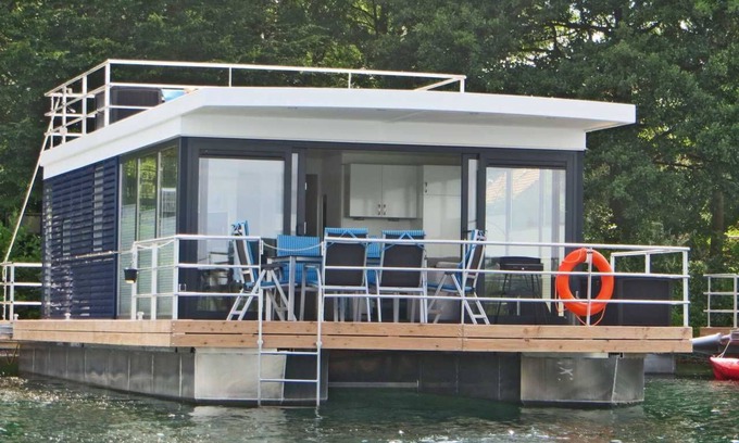 Vynen House | Floating 44 Komfortable Hausboote bei Xanten mit Tollem Seeblick