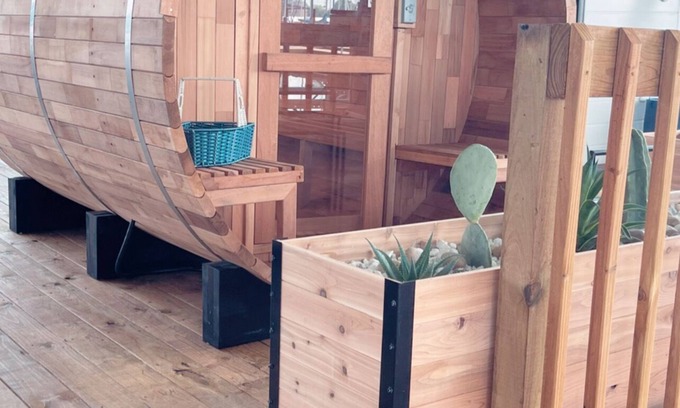 Rowlett Boat Rental | FLOATING HOTEL.