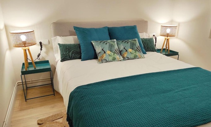 Sant Hilari Sacalm Apartment | FLOR DE LIS