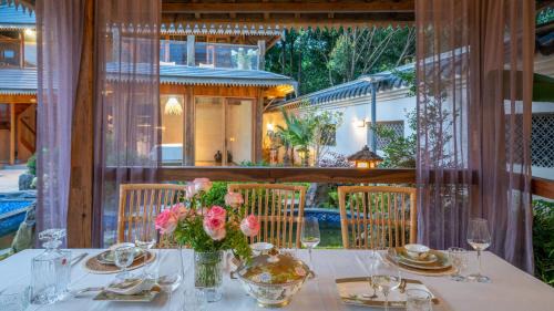 Tengchong House | Floral Hotel Tengchong Wuwenju B&B
