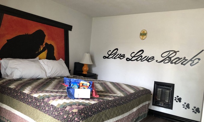Florence Hotel | Florence Lighthouse Inn