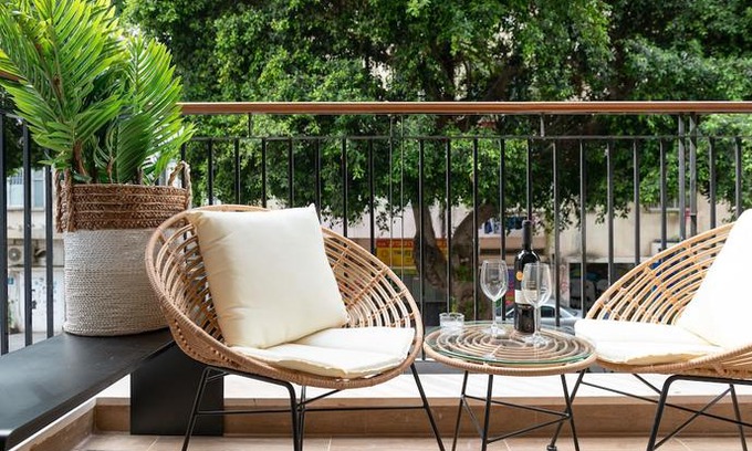 Florentin Apartment | Florentin New Stylish Apt - w/Balcony