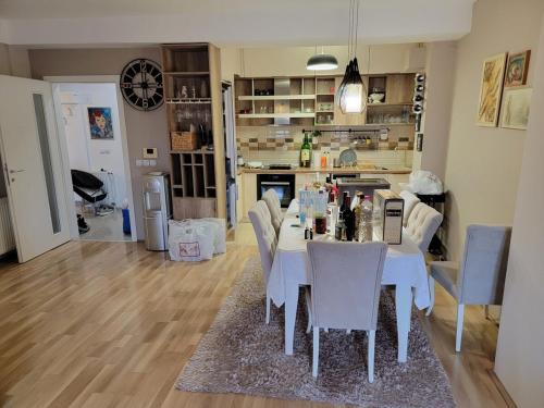 Gevgelija Apartment | Florida Apartment