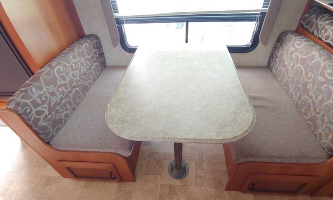 Wedgefield RV Rental | Florida vacation now! Rent an RV for your stay.
