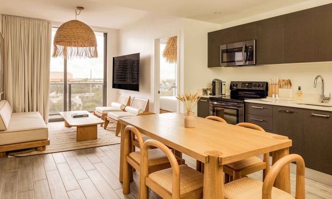 Riverwalk Fort Lauderdale Apartment | Flow Fort Lauderdale - 2 Bedroom Suite