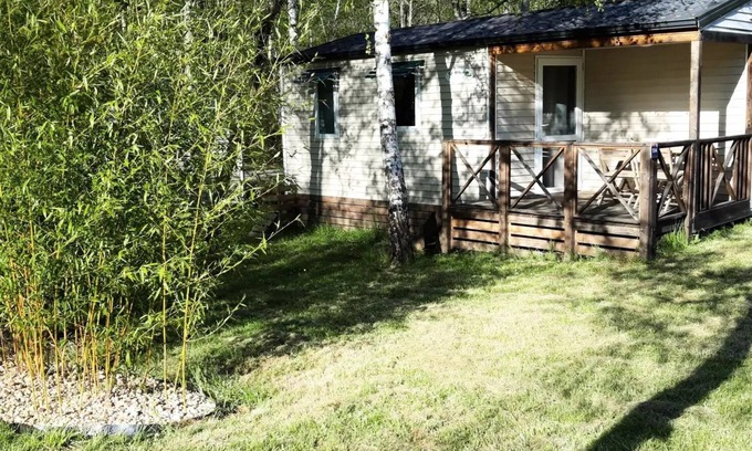 Saint-Antonin Noble Val House | Flower Camping les Gorges de l'Aveyron * - Comfort Mobile Home 27m² (2 bedrooms) + Semi-covered terrace 4 people