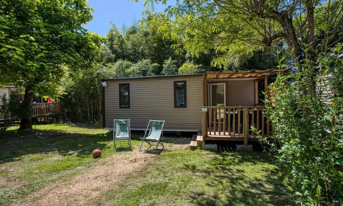 Saint-Vincent-de-Cosse House | Flower Camping Le Tiradou * - Mobil-Home Premium O'Hara 29-31m² (2ch-4pers) + Terrasse semi-couverte + Clim + LV + TV 4 personnes