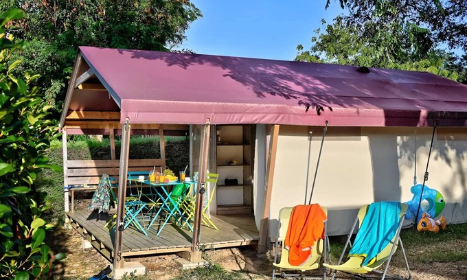 Anneyron House | Flower Camping La Chataigneraie * - Freeflower Comfort 22m2 (2 bedrooms) + covered terrace 5 people