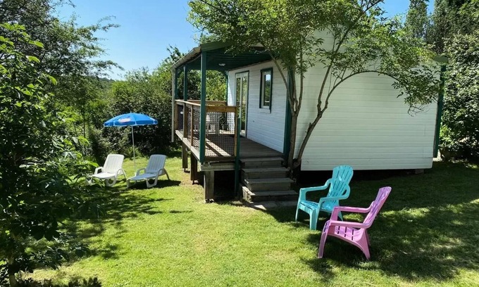 Camon Ski Chalet | Flower Camping LA GDPOLA * - Chalet Pommier View Mountain Comfort 23m2 2 bedrooms + covered terrace 15m2 + Clim + TV 4 to 5 people - 4 pers. included in l