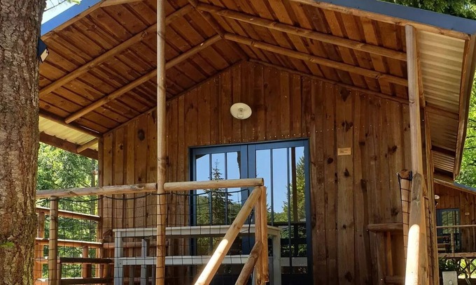 Neuveglise-sur-Truyere House | Flower Camping Le Belvédère * - Premium cabin MARILHOU - 2 bedrooms 4 persons