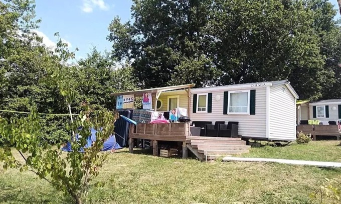Martiel House | Flower Camping Le Lac aux Birds * - Mobile home Comfort 30 m2 (3 bedrooms) + Clim + semi-covered terrace 10m2 6 people