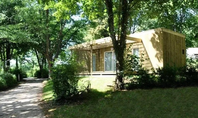 Angoisse Ski Chalet | Flower Campsite at the Rouffiac Leisure Base* - 3 Room Lake Chalet 4/6 People PRM