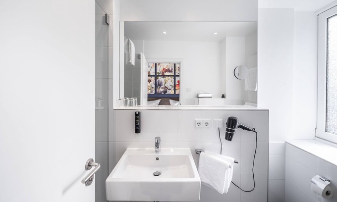 Heidelberg City Centre Apartment | Flower garden