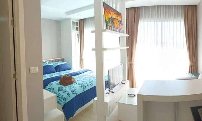 Saen Suk Apartment | Fluffy bed and seaview @Bangsaen