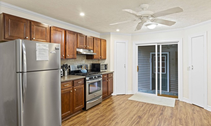 Town of Jerusalem House | FLX Retreat | 5 Min to Keuka Lake | Penn Yan
