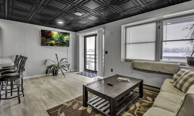 Geneseo Apartment | FLX Retreats Conesus Condos-APT C