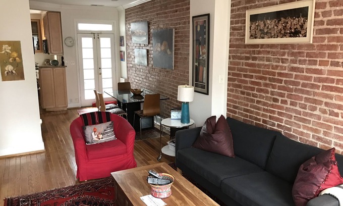 Foggy Bottom House | Foggy Bottom/Georgetown-Cultural Center of D.C. Metro - Walkable - Safe - Quiet