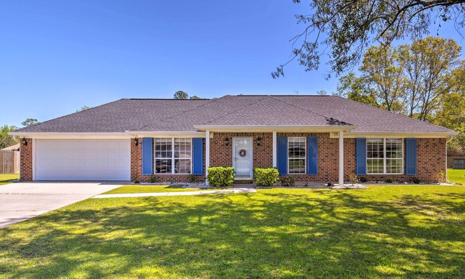 Foley House | Foley Getaway w/Fenced Yard - 13 Mi to Beaches!