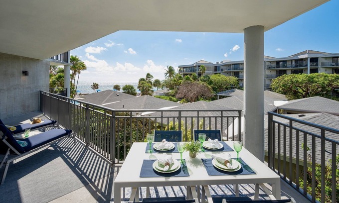 Key West Condo | *FOLLOW THE SUN @ THE BEACH* Ocean Condo/Pool & Tennis + LAST KEY SERVICES.