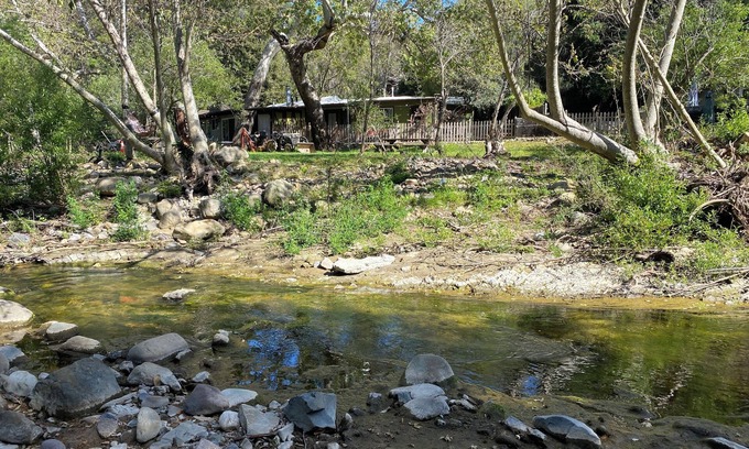 Topanga House | Follow your heart to the Creekside Escape